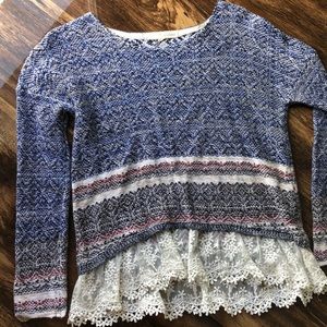 Cute blue thread sweater with lace flower bottom
